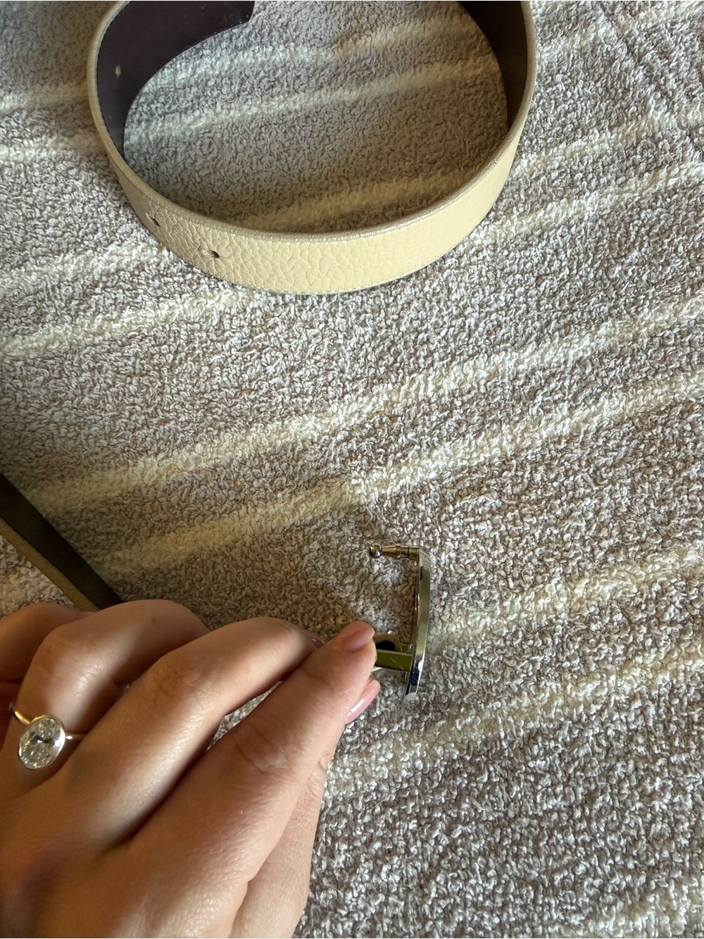 Tory Burch Beige Leather Logo Buckle Belt - Picture 4 of 7